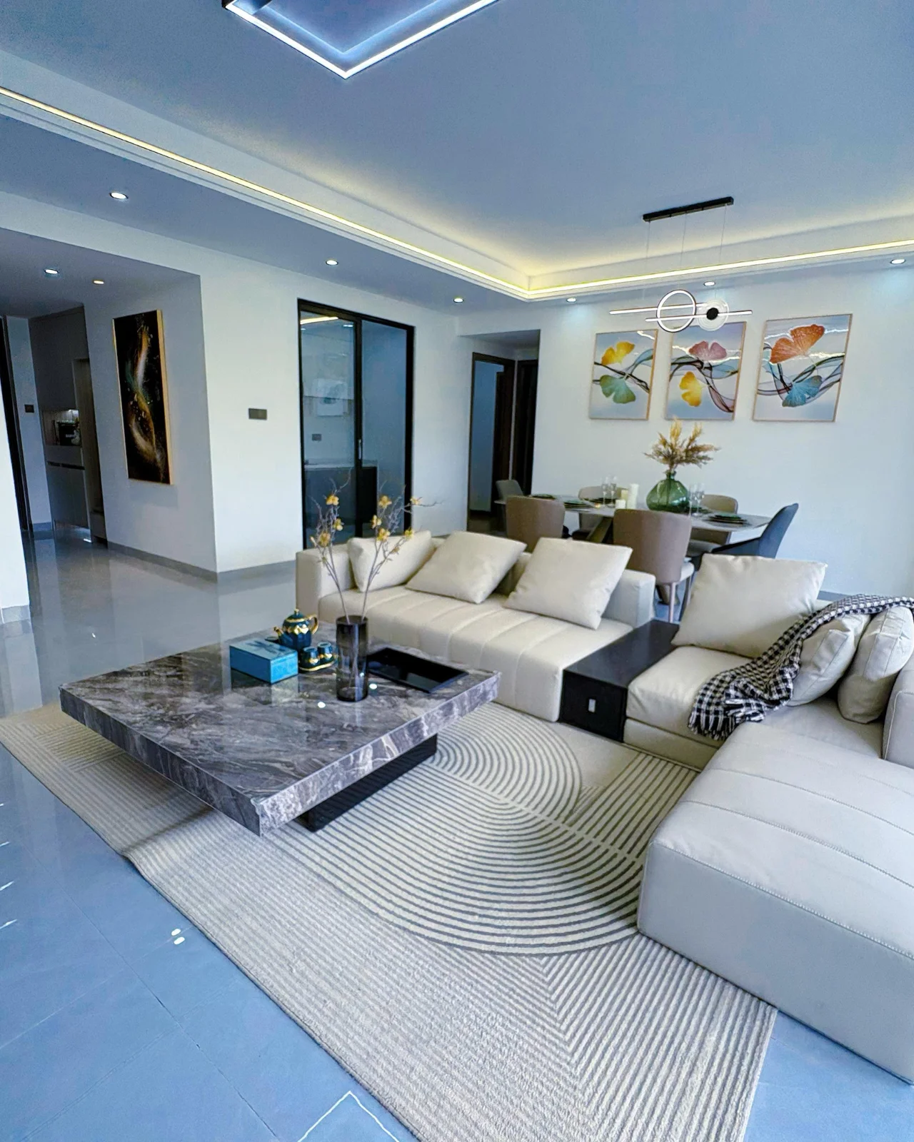 3 bedroom livingroom and dining